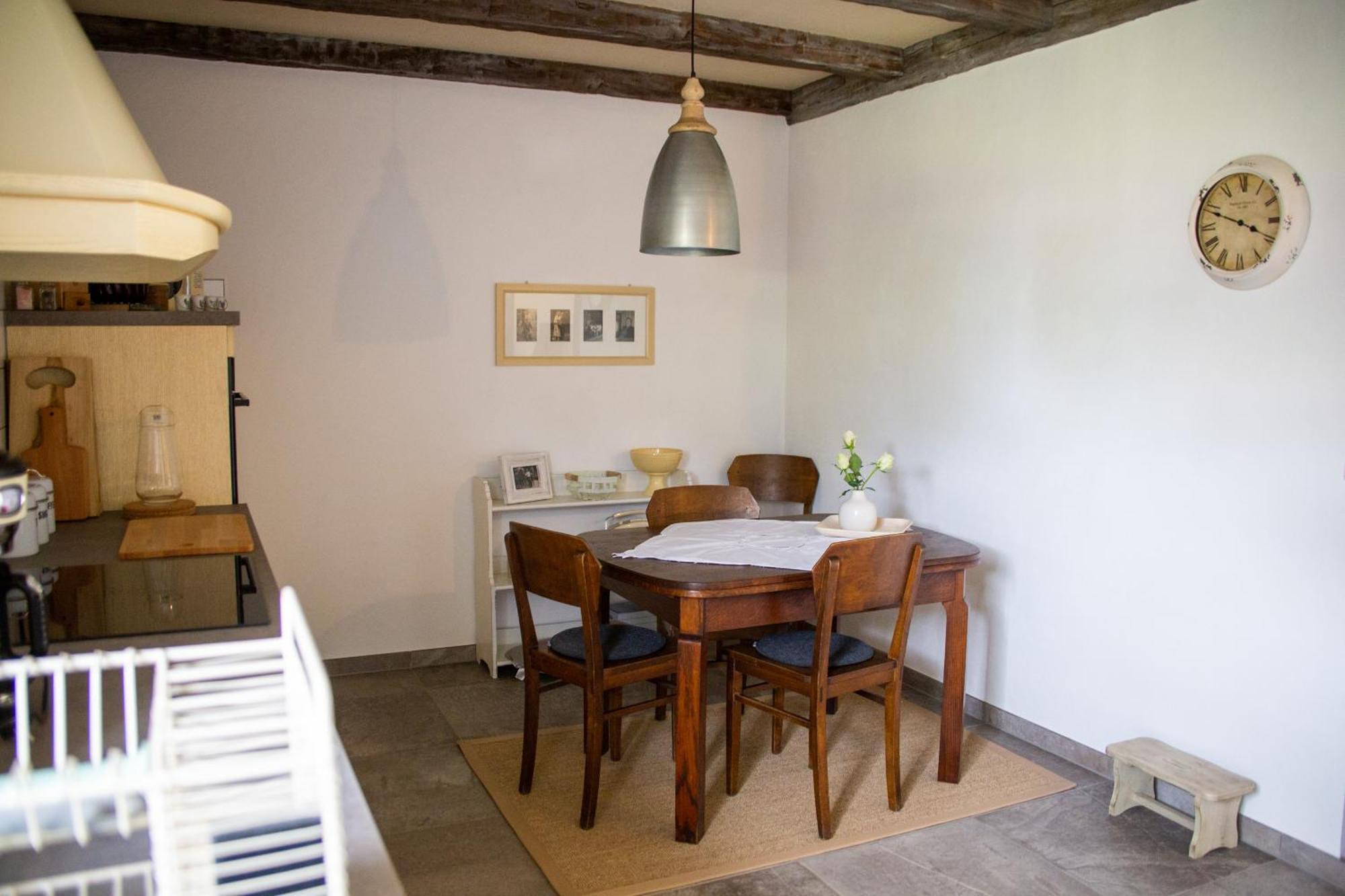 Blumenhuhnhof Apartman Burg Kauper Szoba fotó